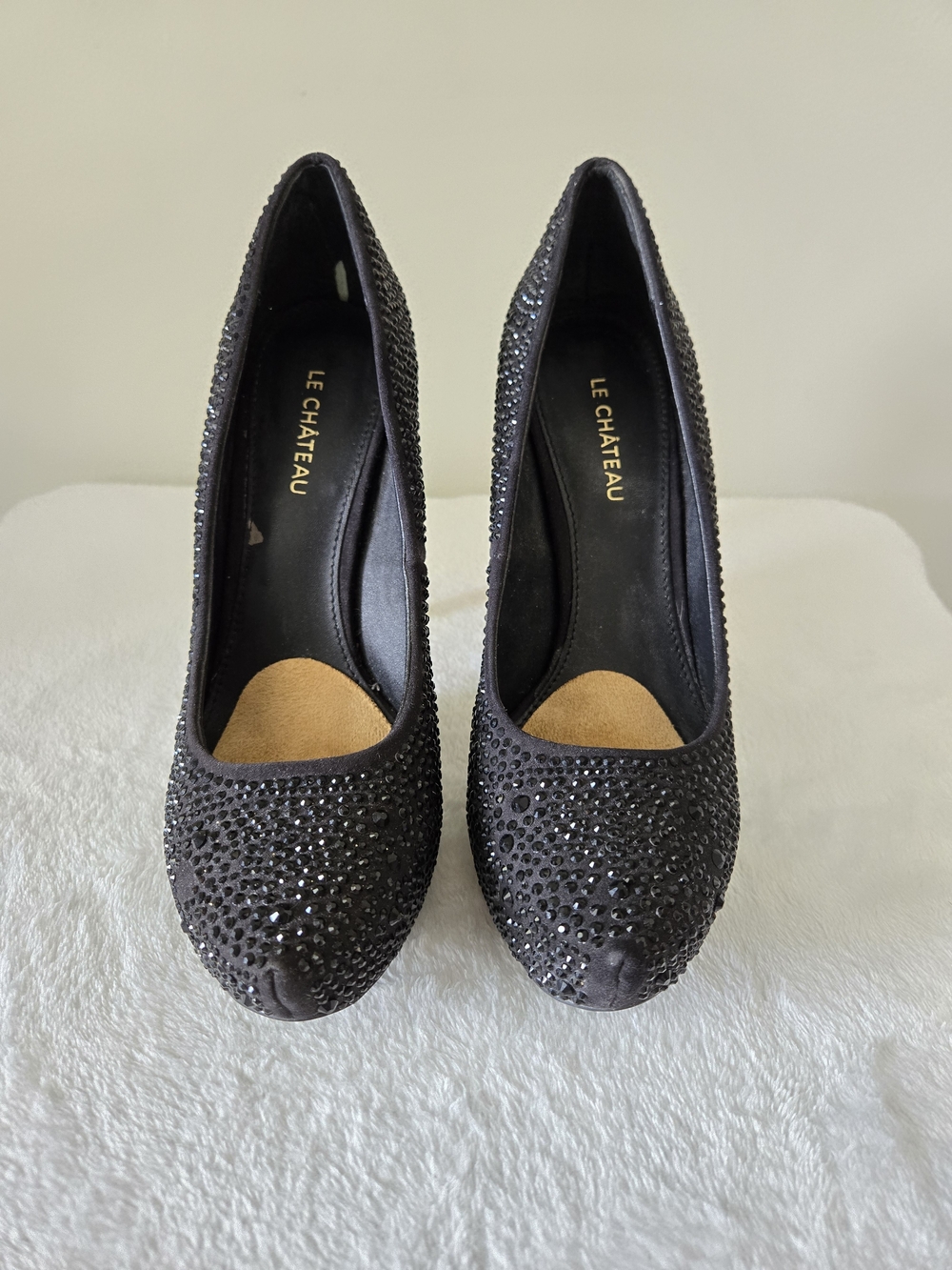 le chateau Black Crystal-Studded Stiletto Pumps - Picture 3 of 7